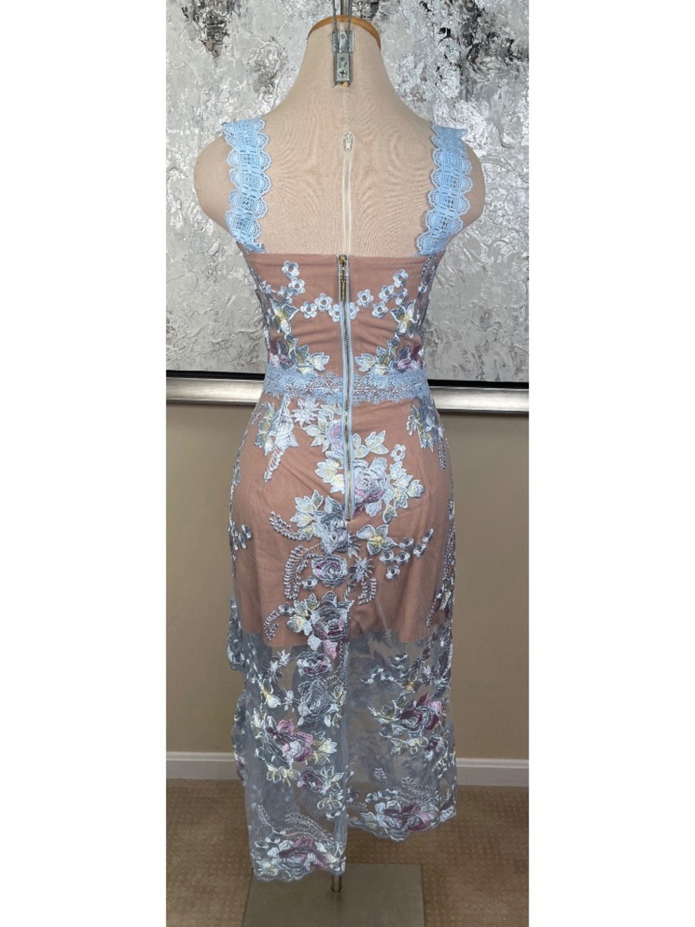 BRONX AND BANCO Eva Floral Embroidered Blue Midi Dress Size Small - Picture 5 of 7